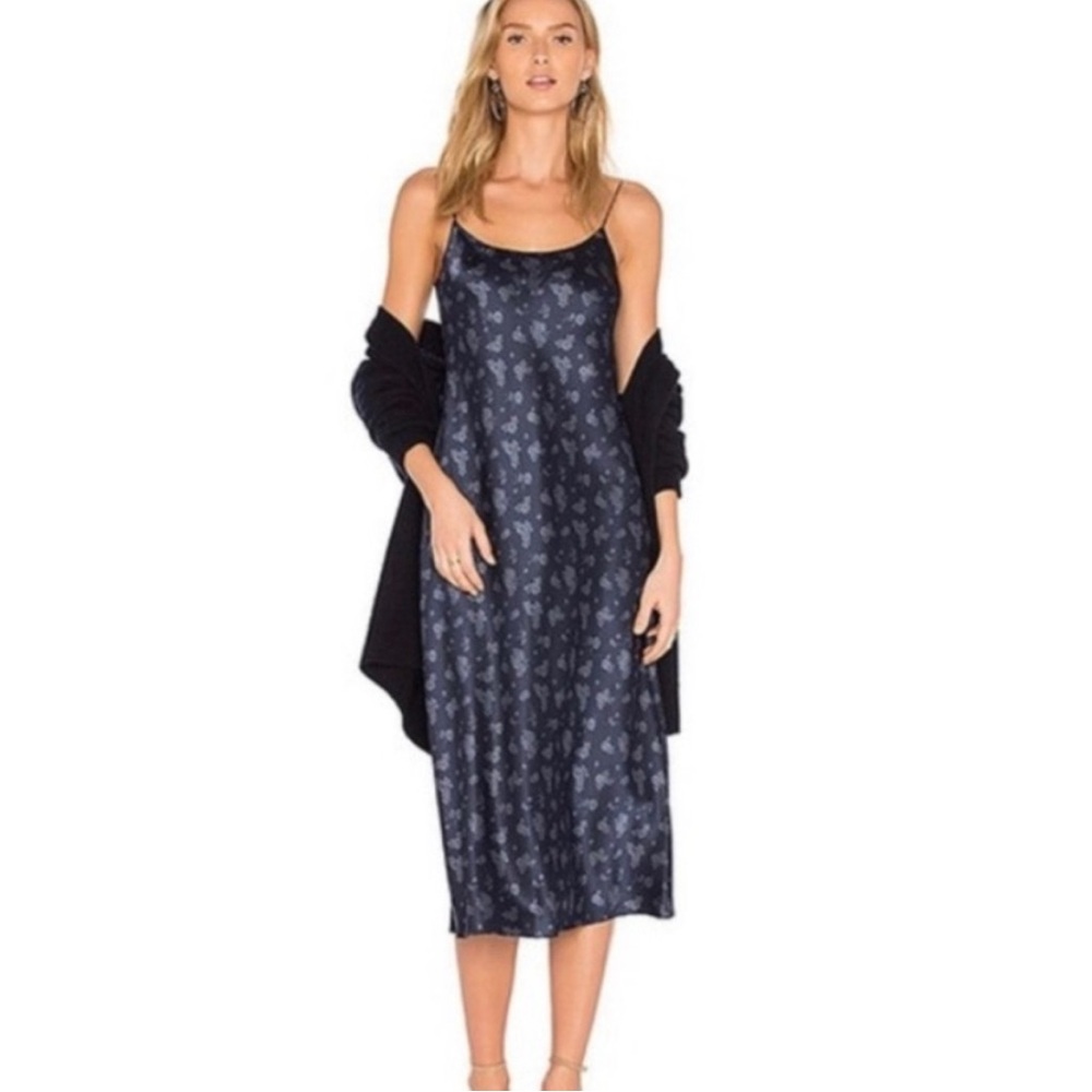 100% silk Neiman Marcus - Vince Dress
